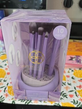 3 in 1 makeup brush cleaning set